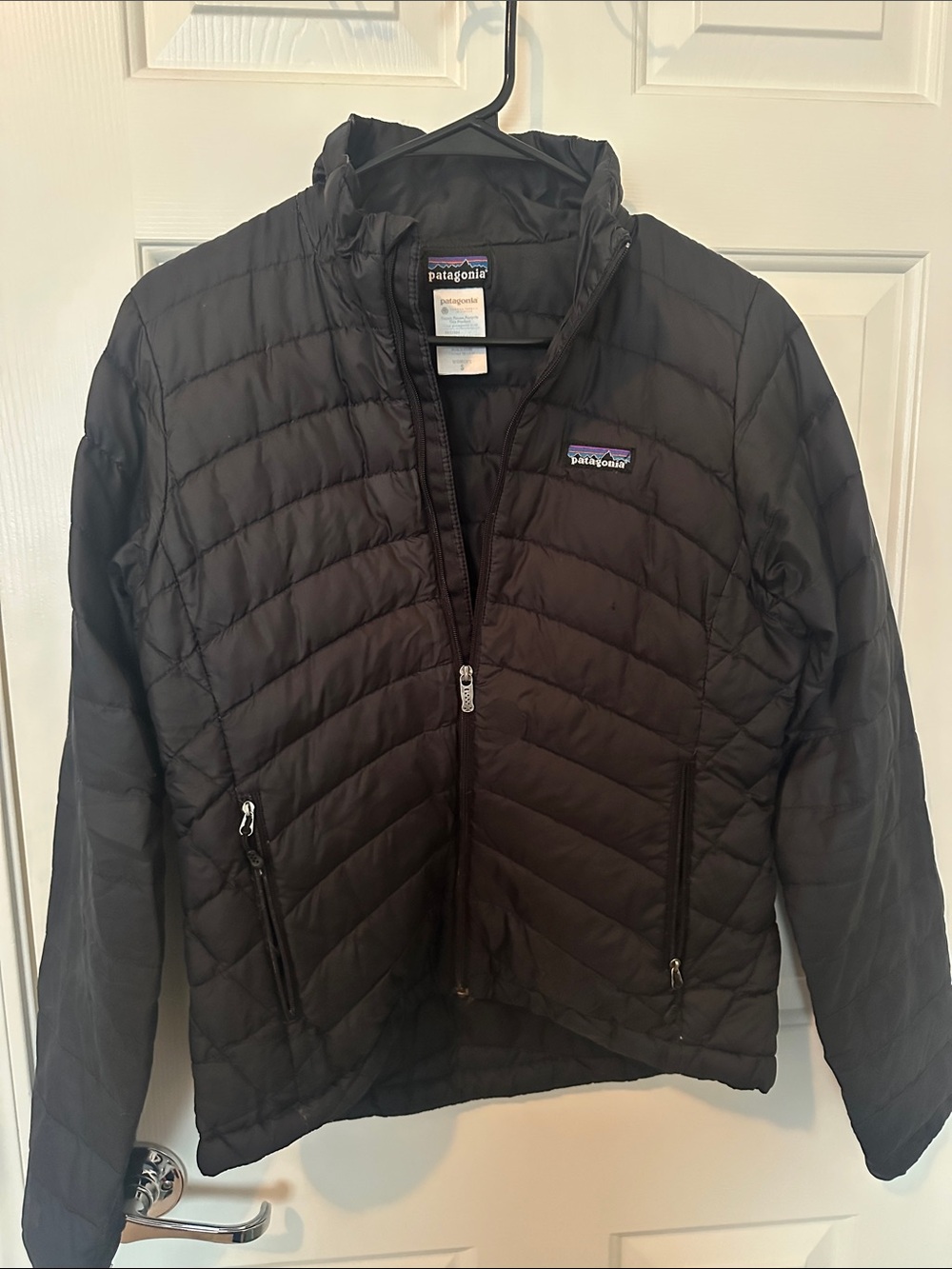 Patagonia Black Quilted Puffer Jacket with Zippered Pockets